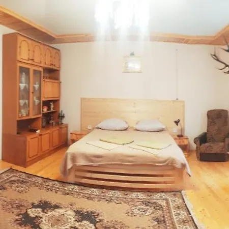 у надії Lodge *