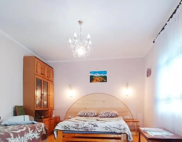 у надії Lodge *